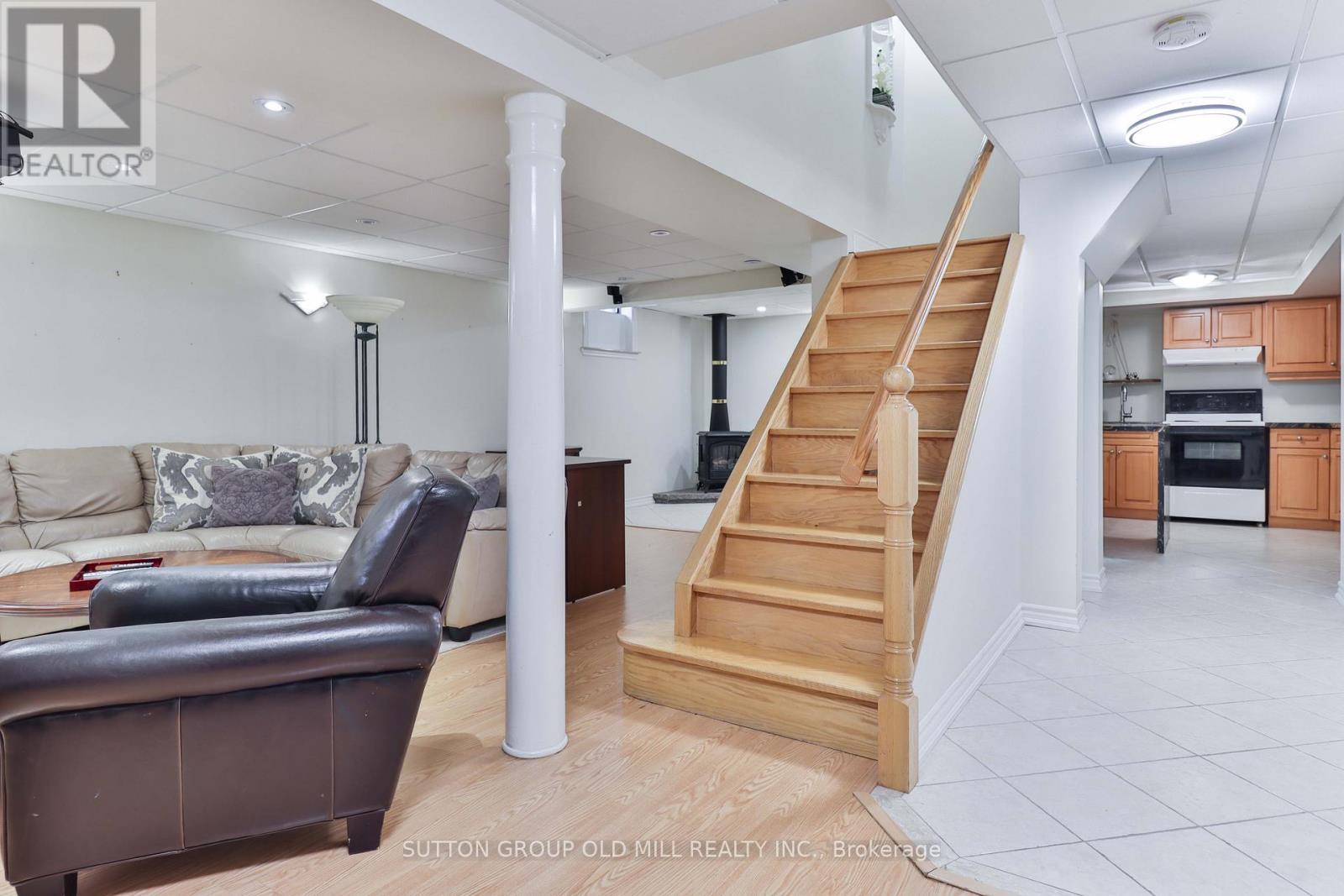 6835 Forest Park Drive, Mississauga, ON - Indoor