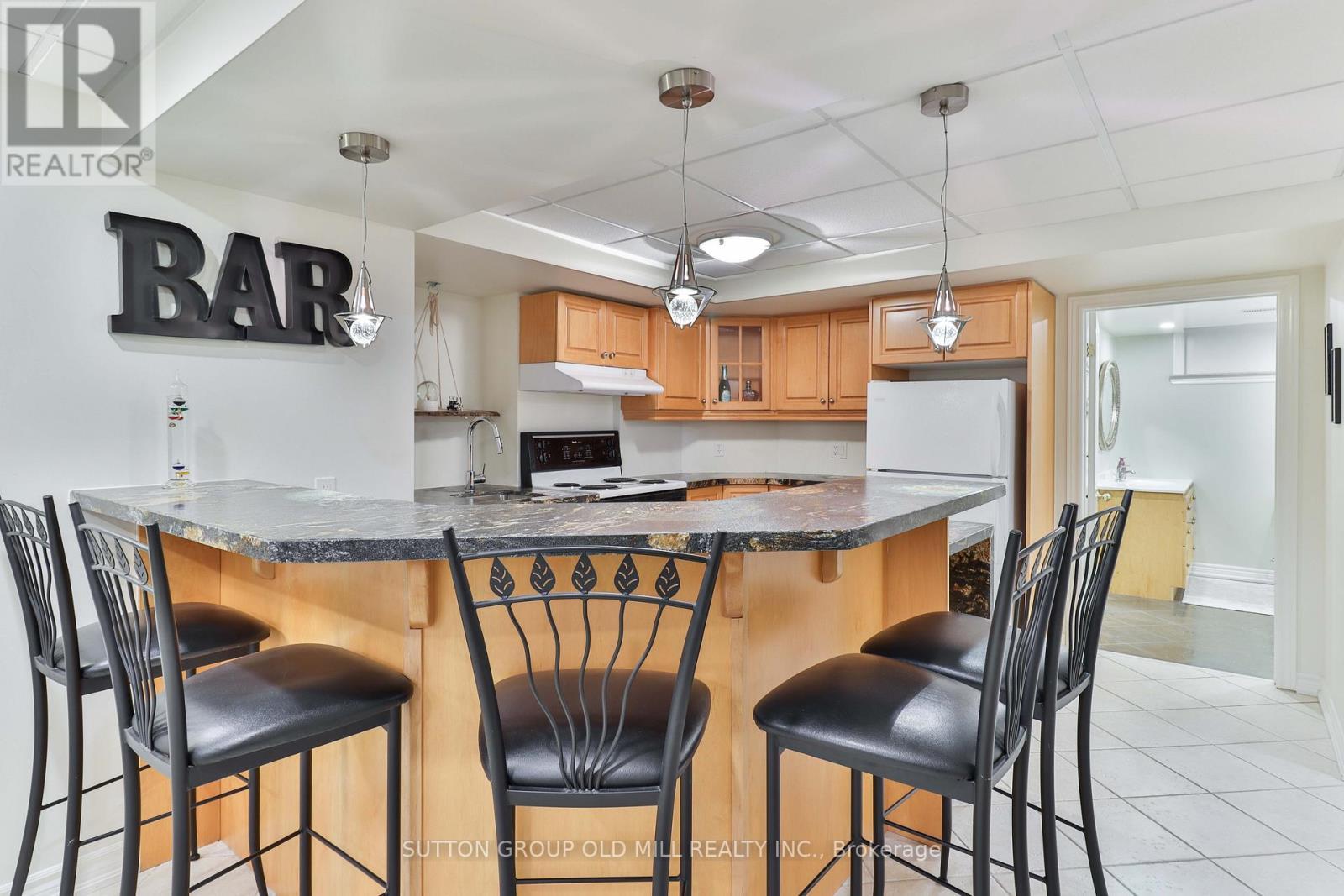 6835 Forest Park Drive, Mississauga, ON - Indoor Photo Showing Other Room