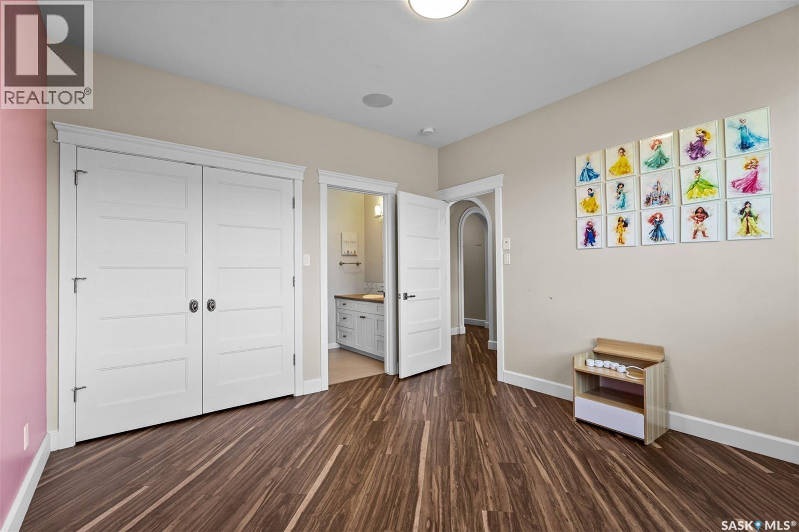 Kamsack Luxe Estate, Cote Rm No. 271, SK - Indoor