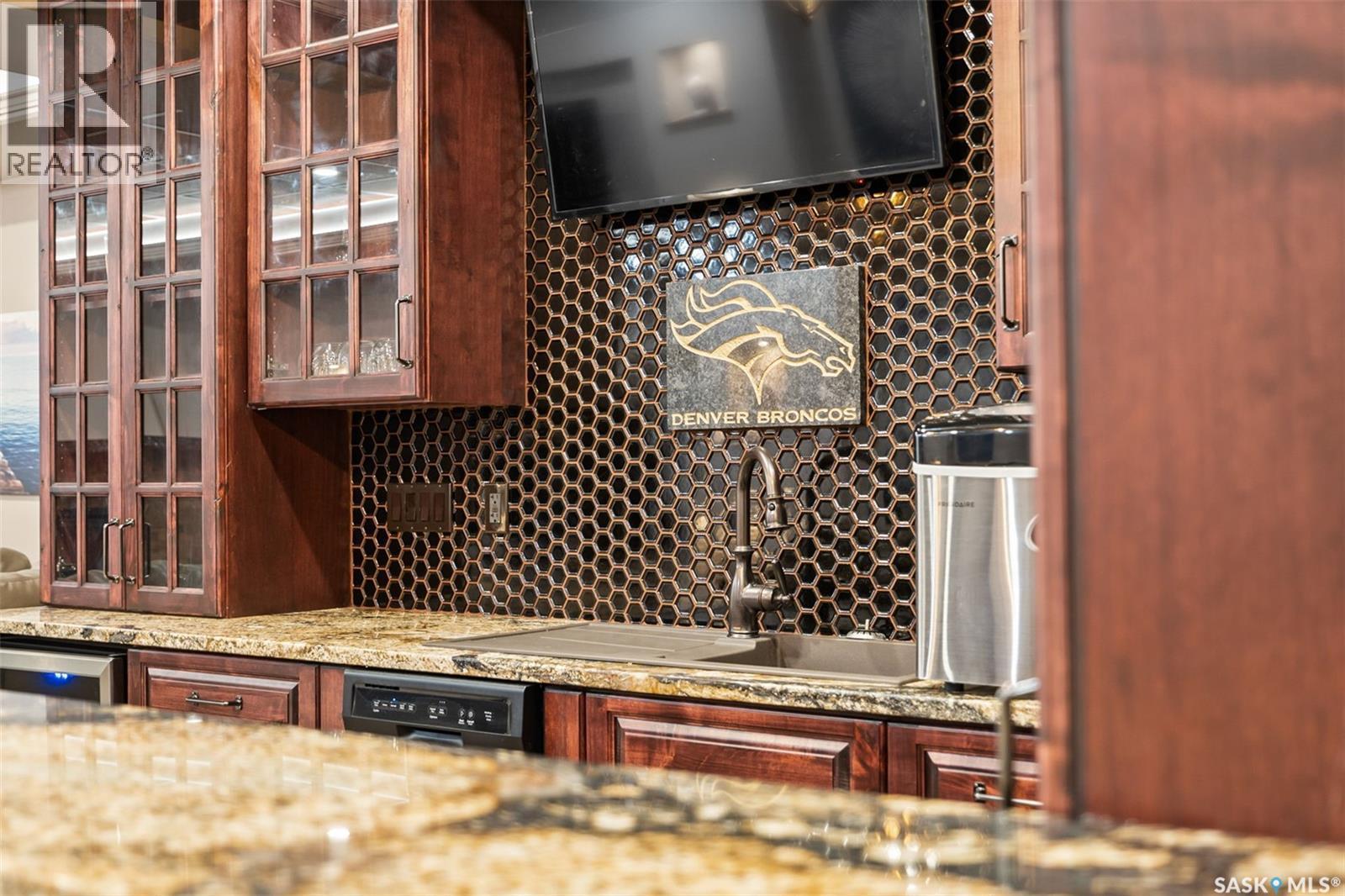 Kamsack Luxe Estate, Cote Rm No. 271, SK - Indoor