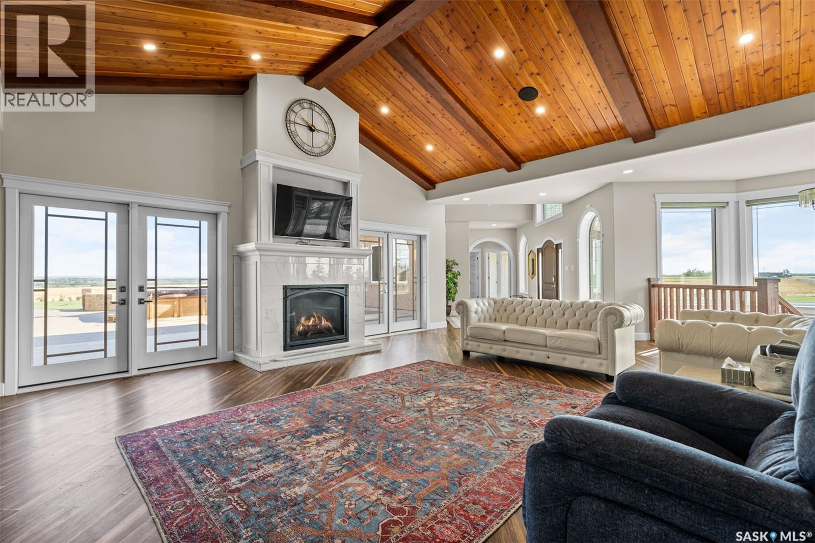 Kamsack Luxe Estate, Cote Rm No. 271, SK - Indoor Photo Showing Living Room With Fireplace