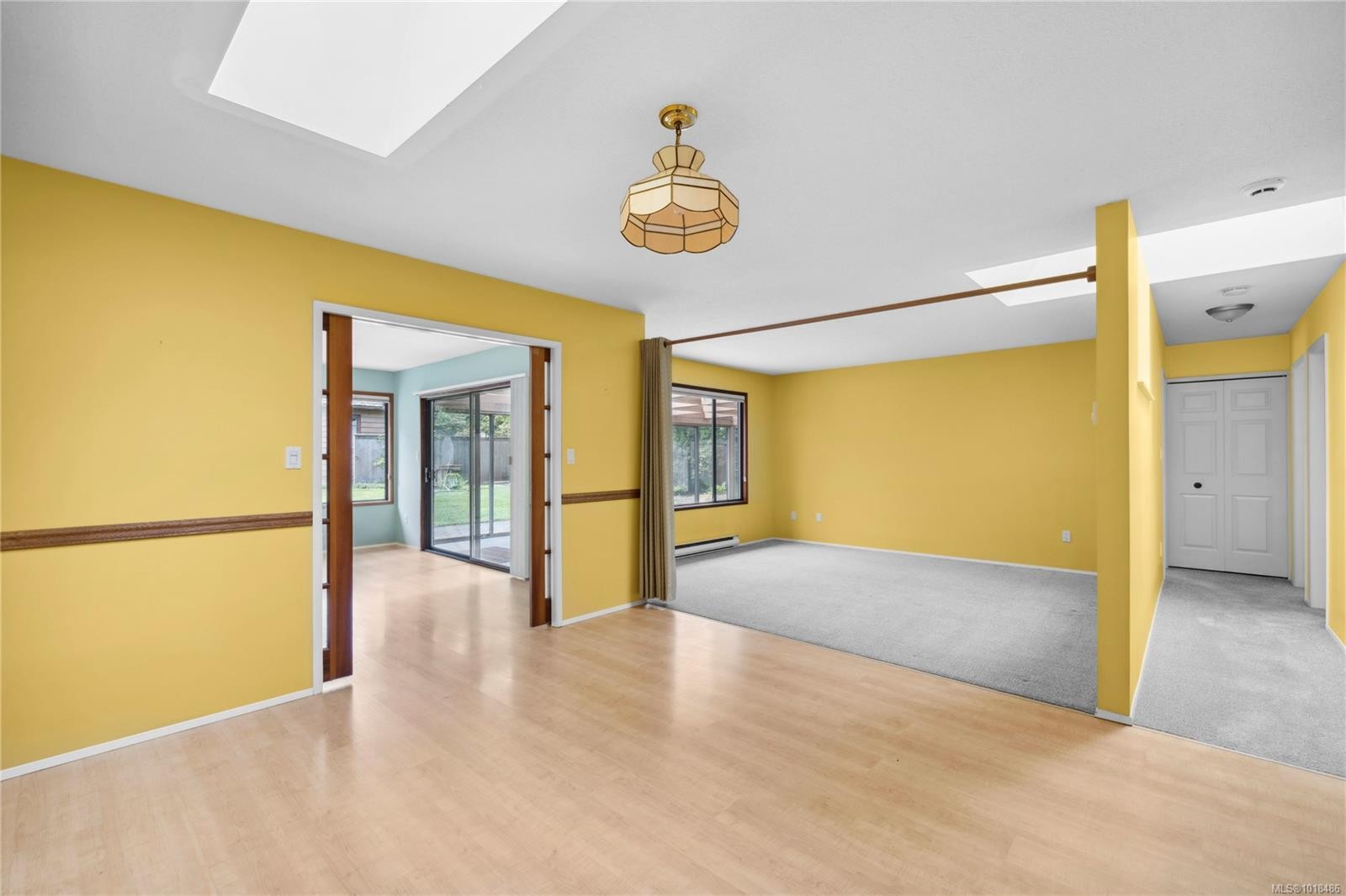 496 Crescent Rd West, Qualicum Beach, BC