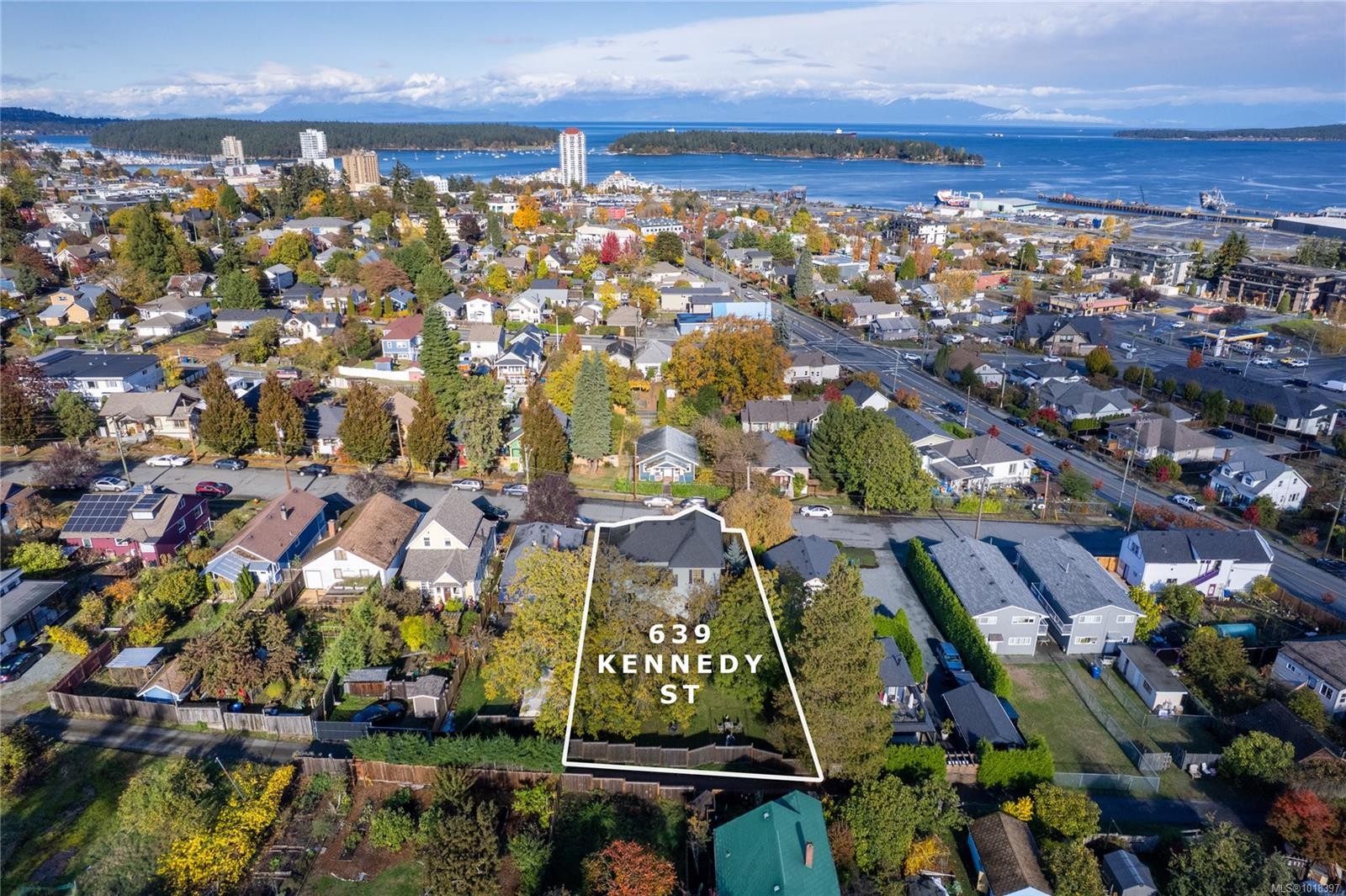 639 Kennedy St, Nanaimo, BC - Outdoor With Body Of Water With View