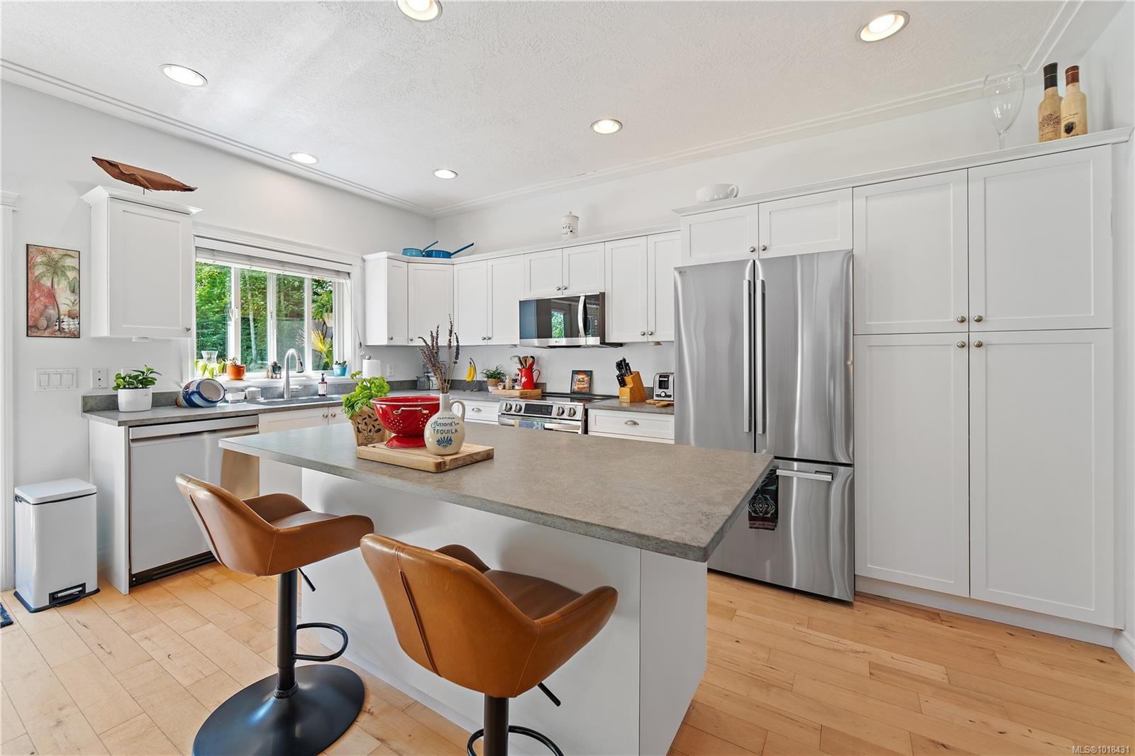 2877 Patricia Marie Pl, Sooke, BC