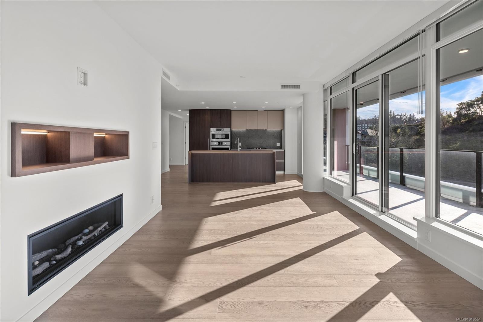 1118-2000 Hannington Rd, Langford, BC - Indoor With Fireplace