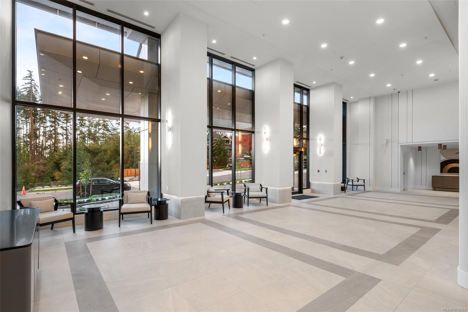 1118-2000 Hannington Rd, Langford, BC - Indoor Photo Showing Other Room