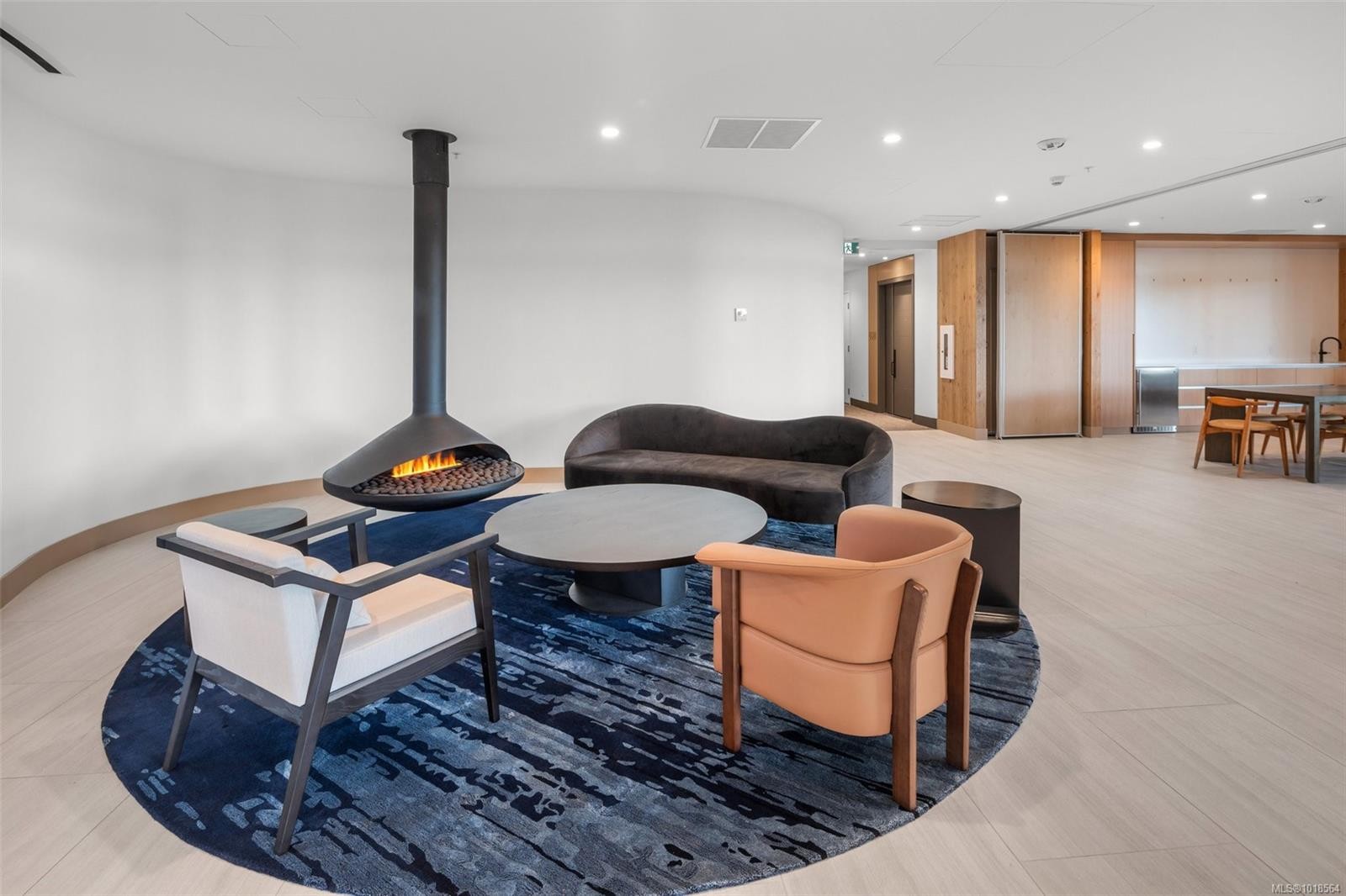 1118-2000 Hannington Rd, Langford, BC - Indoor