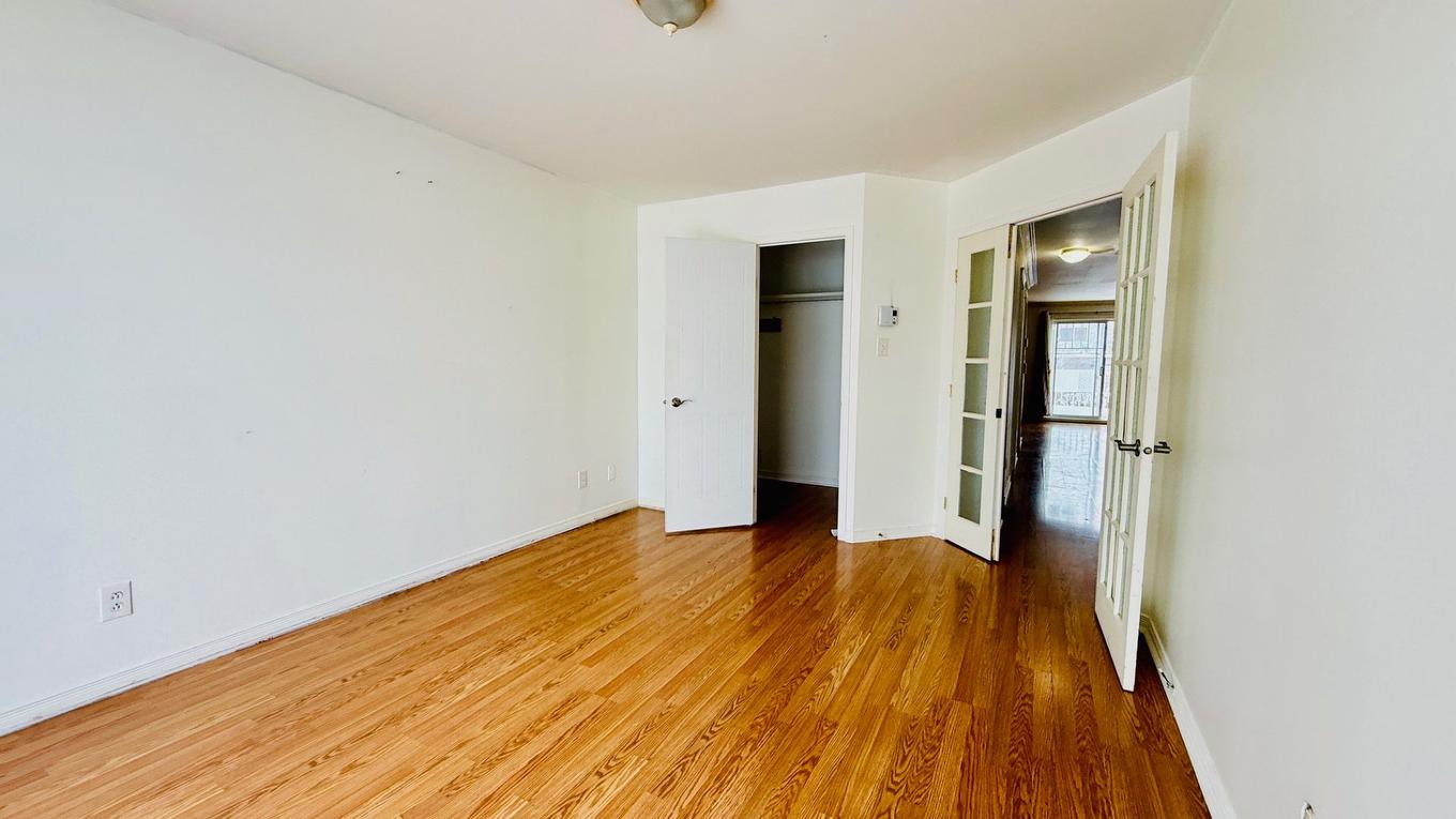 Chambre à coucher - 103-5373 Rue Du Bocage, Terrebonne (La Plaine), QC - Indoor Photo Showing Other Room