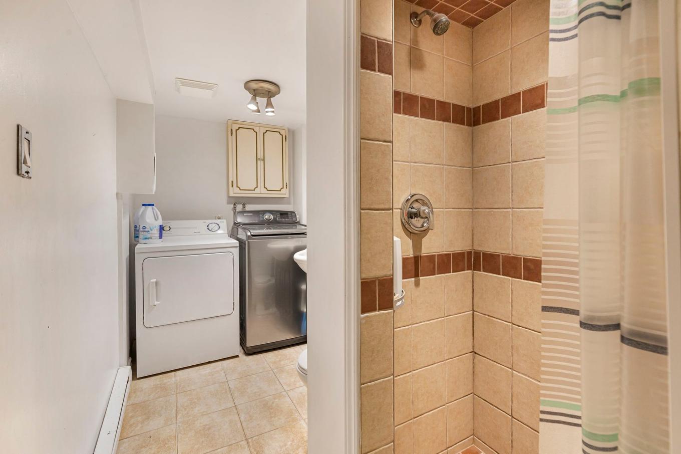 Other - 575 Ch. Rockland, Mont-Royal, QC - Indoor Photo Showing Laundry Room