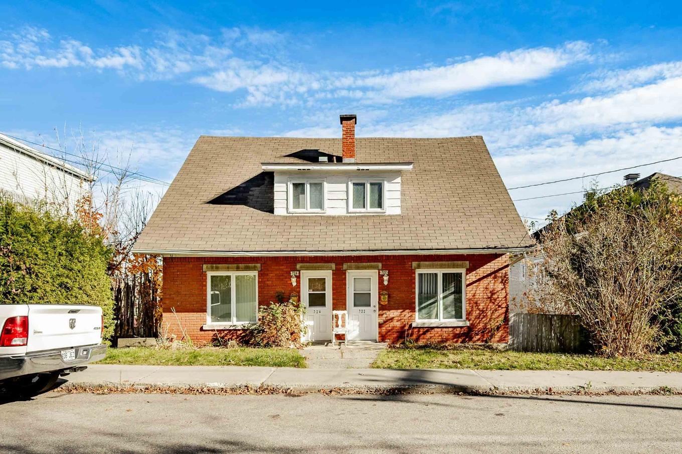 Façade - 722 - 724 Rue Victoria, Sherbrooke (Les Nations), QC - Outdoor