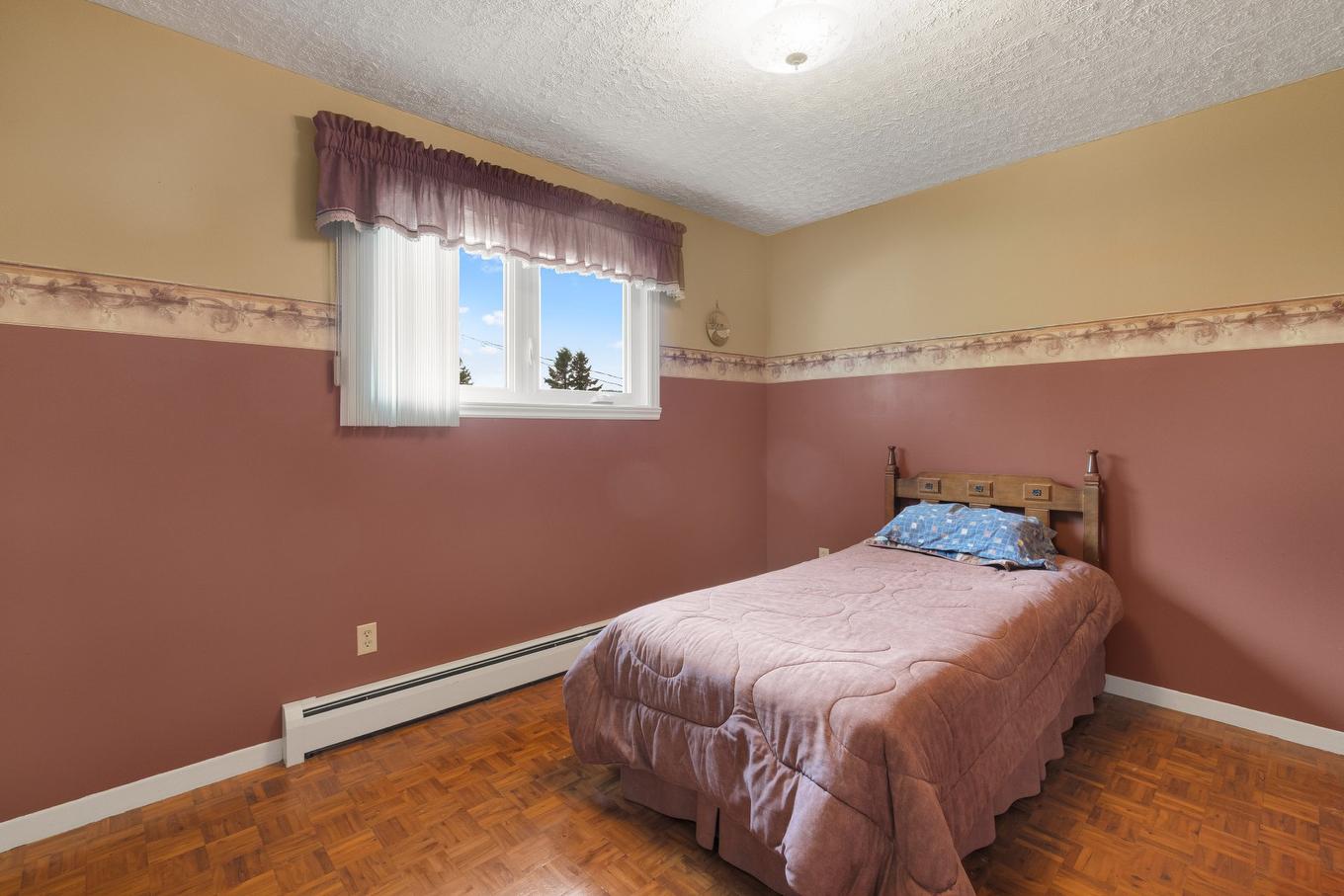 Chambre à coucher - 1155 Rue Langevin, Sherbrooke (Fleurimont), QC - Indoor Photo Showing Bedroom