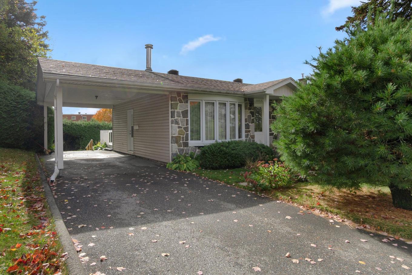 Façade - 1155 Rue Langevin, Sherbrooke (Fleurimont), QC - Outdoor