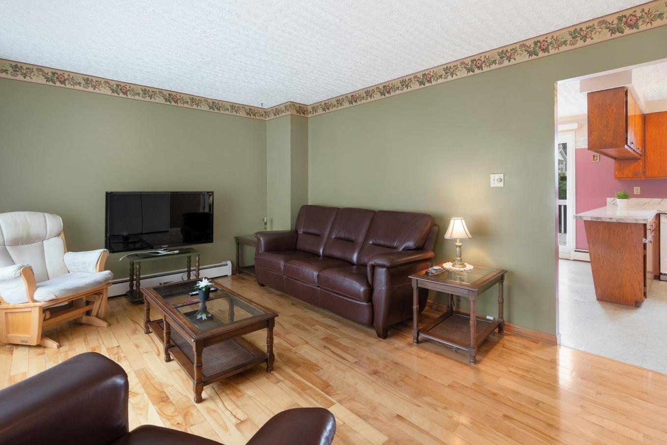 Salon - 1155 Rue Langevin, Sherbrooke (Fleurimont), QC - Indoor Photo Showing Living Room