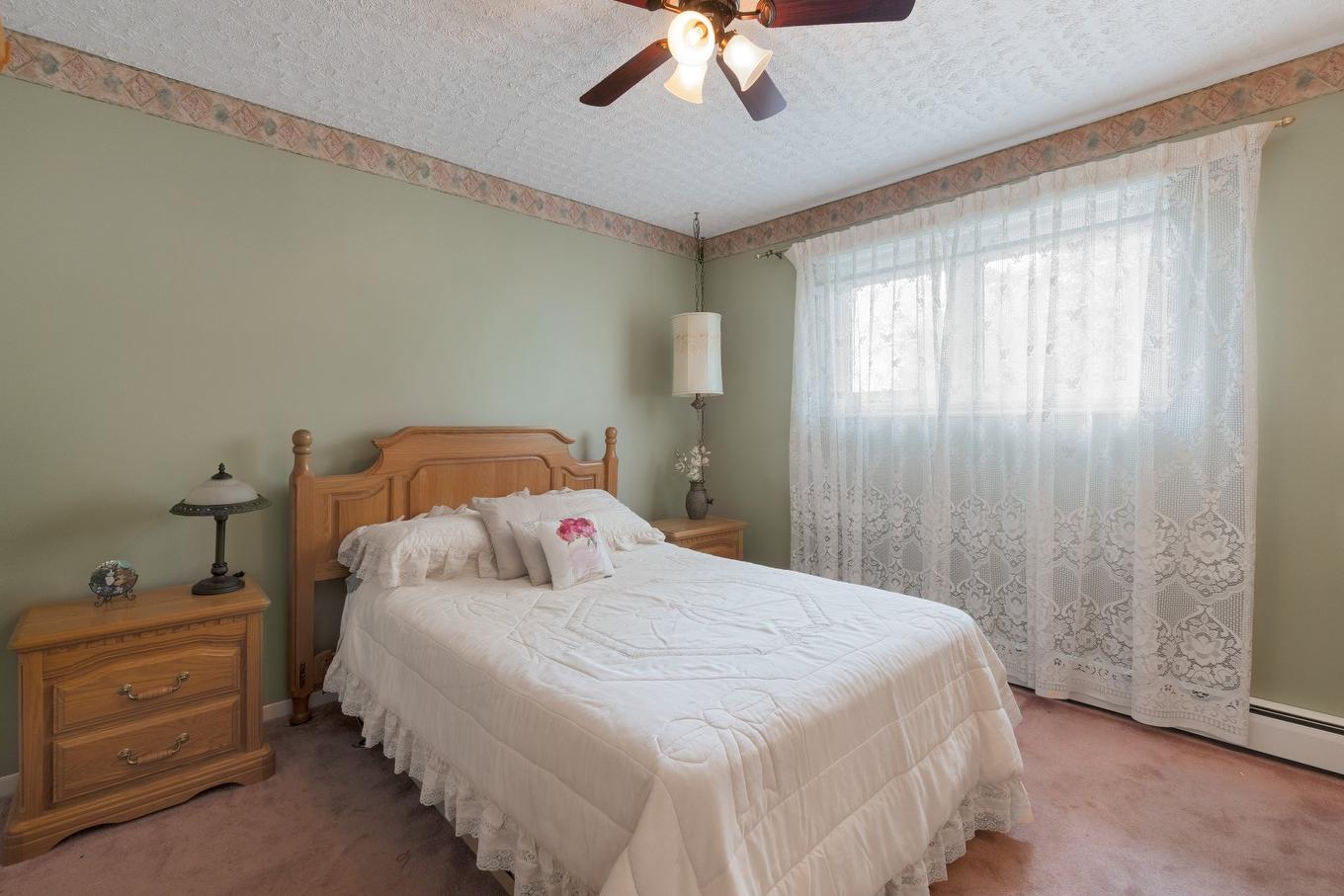 Chambre à coucher - 1155 Rue Langevin, Sherbrooke (Fleurimont), QC - Indoor Photo Showing Bedroom
