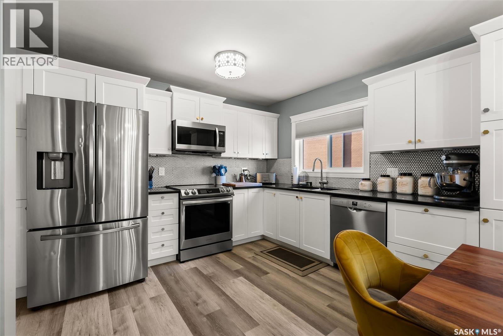 421 2Nd Avenue, Odessa, SK - Indoor Photo Showing Kitchen With Stainless Steel Kitchen With Upgraded Kitchen