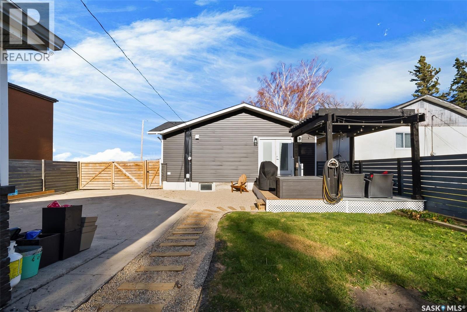 421 2Nd Avenue, Odessa, SK - Outdoor