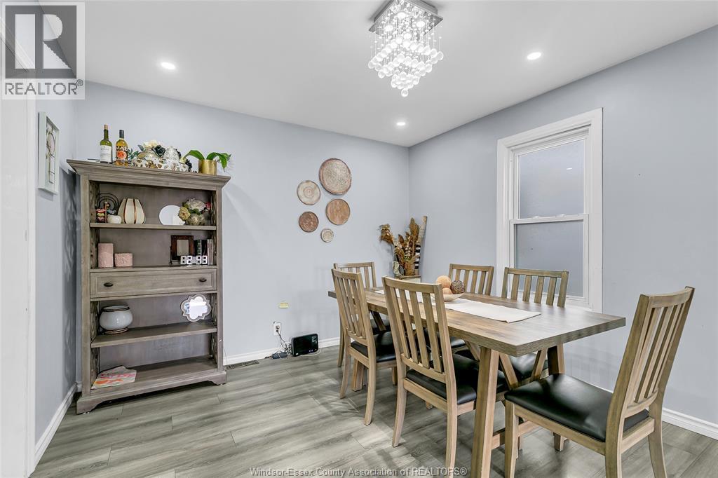 1342 Drouillard, Windsor, ON - Indoor Photo Showing Dining Room