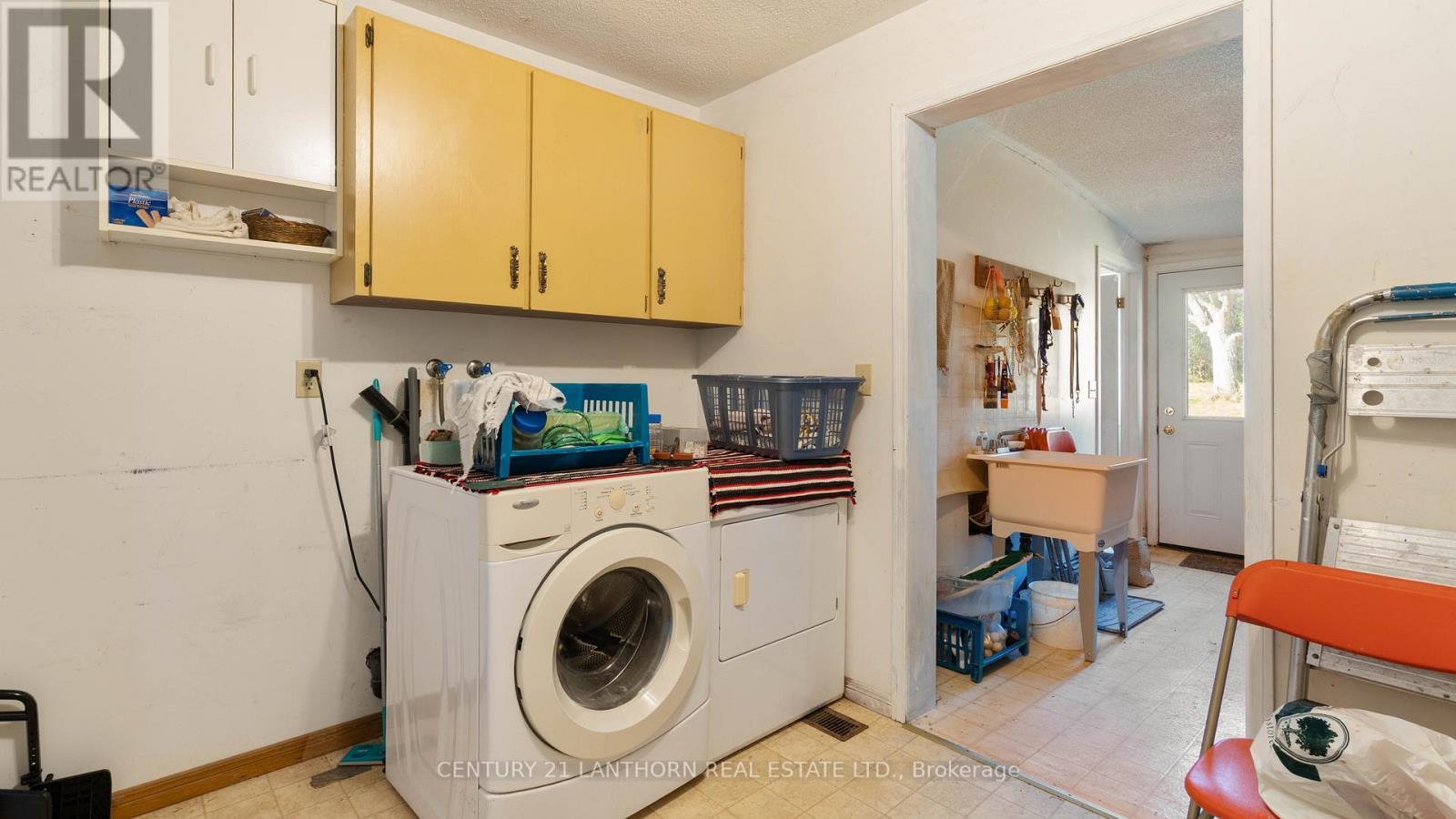 5073 Highway 62 Highway S, Prince Edward County (Ameliasburg Ward), ON - Indoor Photo Showing Laundry Room