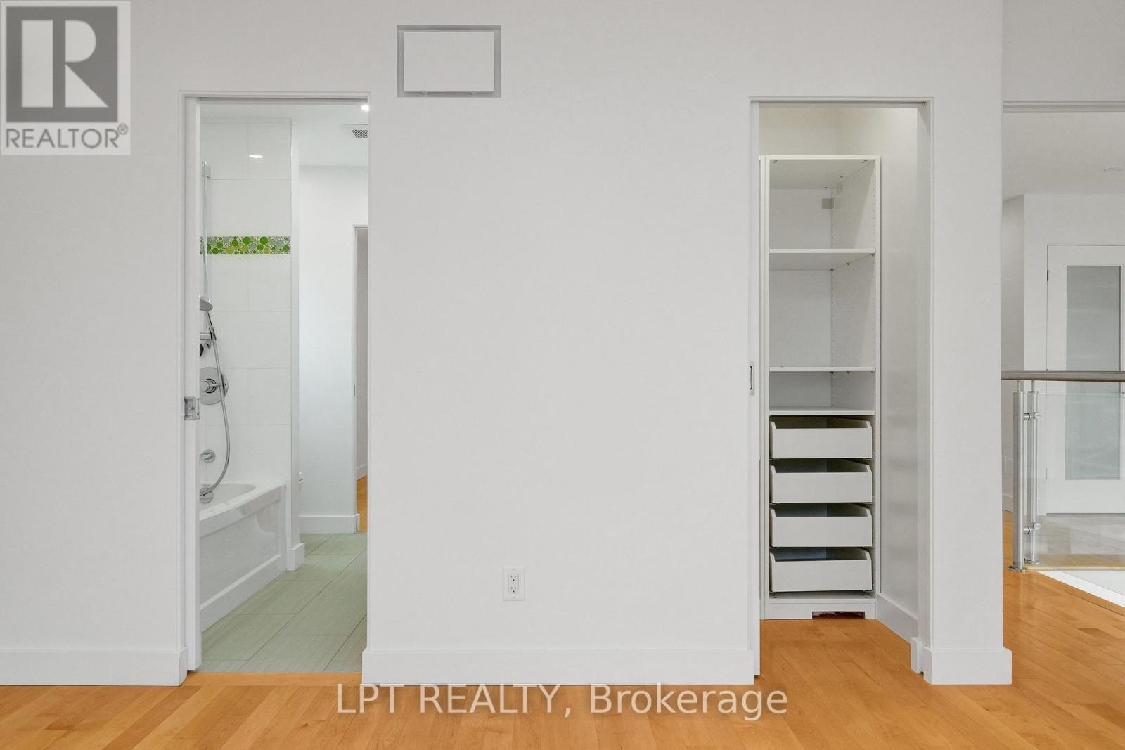 298 Crestview Road, Ottawa, ON - Indoor Photo Showing Other Room