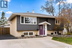 219 LLOYD CRESCENT  Regina, SK S4R 6C2