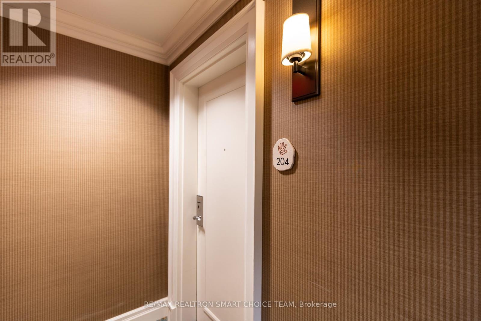 L204-A1&B1 - 1869 Muskoka 118 Road W, Muskoka Lakes, ON - Indoor Photo Showing Other Room