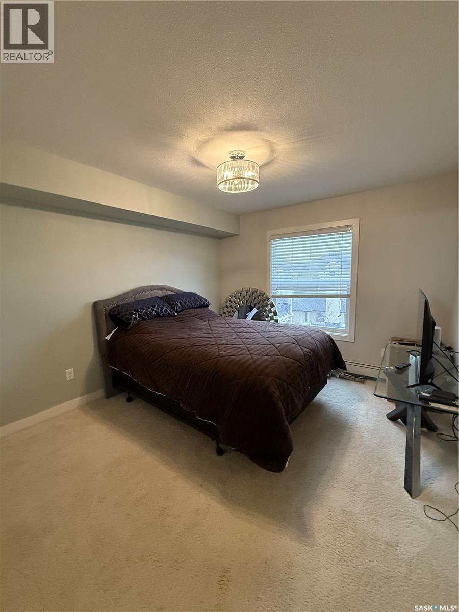 314A 415 Hunter Road, Saskatoon, SK - Indoor Photo Showing Bedroom
