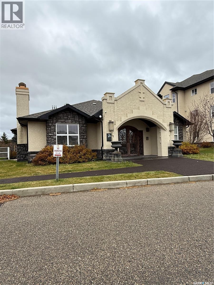 314A 415 Hunter Road, Saskatoon, SK - Outdoor With Facade