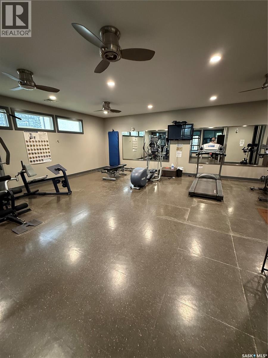 314A 415 Hunter Road, Saskatoon, SK - Indoor Photo Showing Gym Room