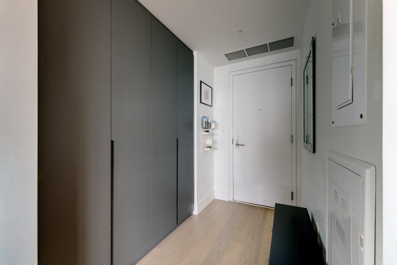 Hall d'entrée/Vestibule - 1109-200 Rue André-Prévost, Montréal (Verdun/Île-Des-Soeurs), QC - Indoor Photo Showing Other Room