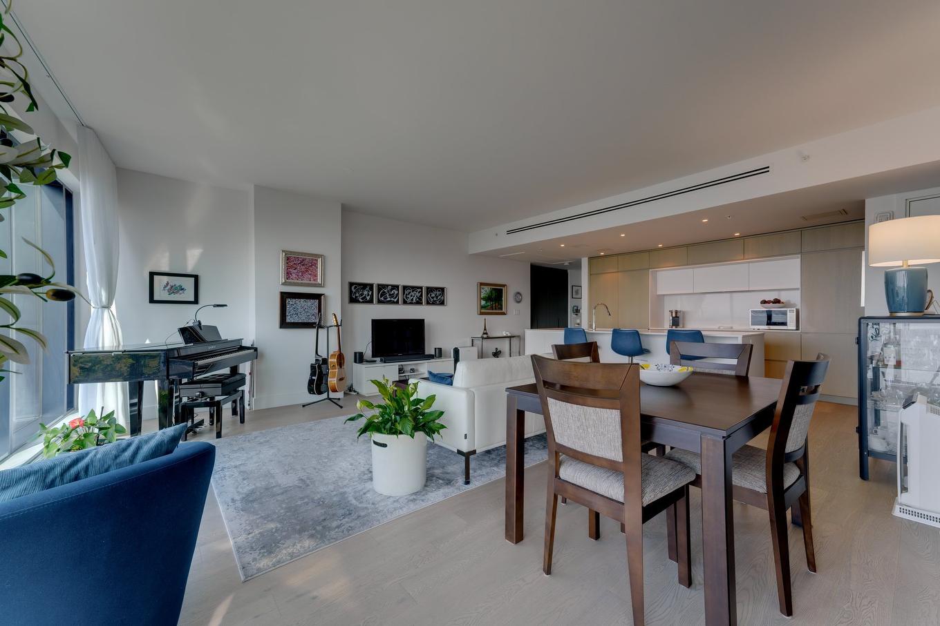 Salon - 1109-200 Rue André-Prévost, Montréal (Verdun/Île-Des-Soeurs), QC - Indoor