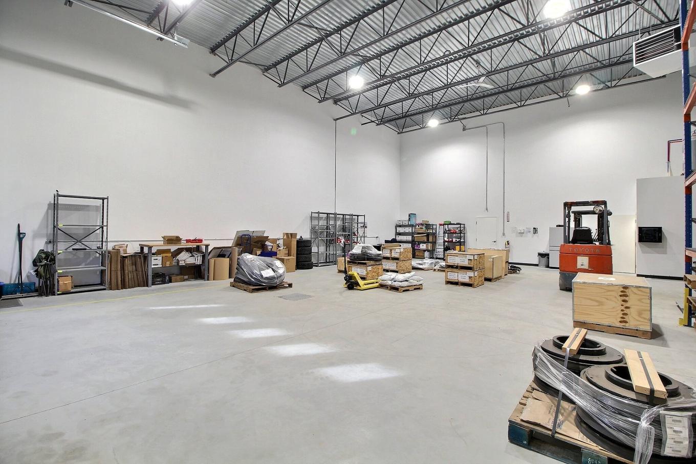 Garage - 202 Rue Georges-Dumont, Val-D'Or, QC