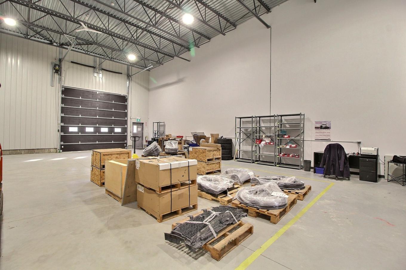 Garage - 202 Rue Georges-Dumont, Val-D'Or, QC