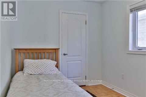 166 Chayna Crescent, Vaughan, ON - Indoor Photo Showing Bedroom