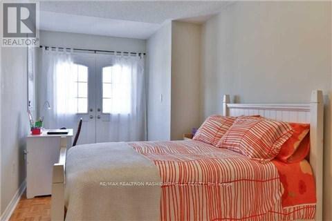 166 Chayna Crescent, Vaughan, ON - Indoor Photo Showing Bedroom