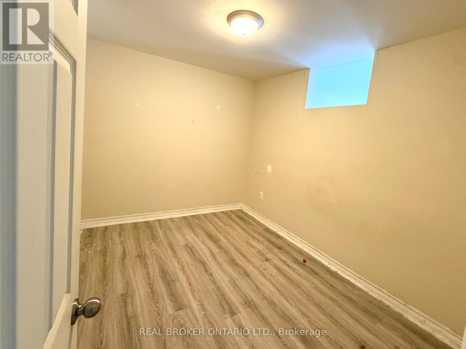 Apartment 2 bedroom - 43 Beckwith Street, Smiths Falls, ON