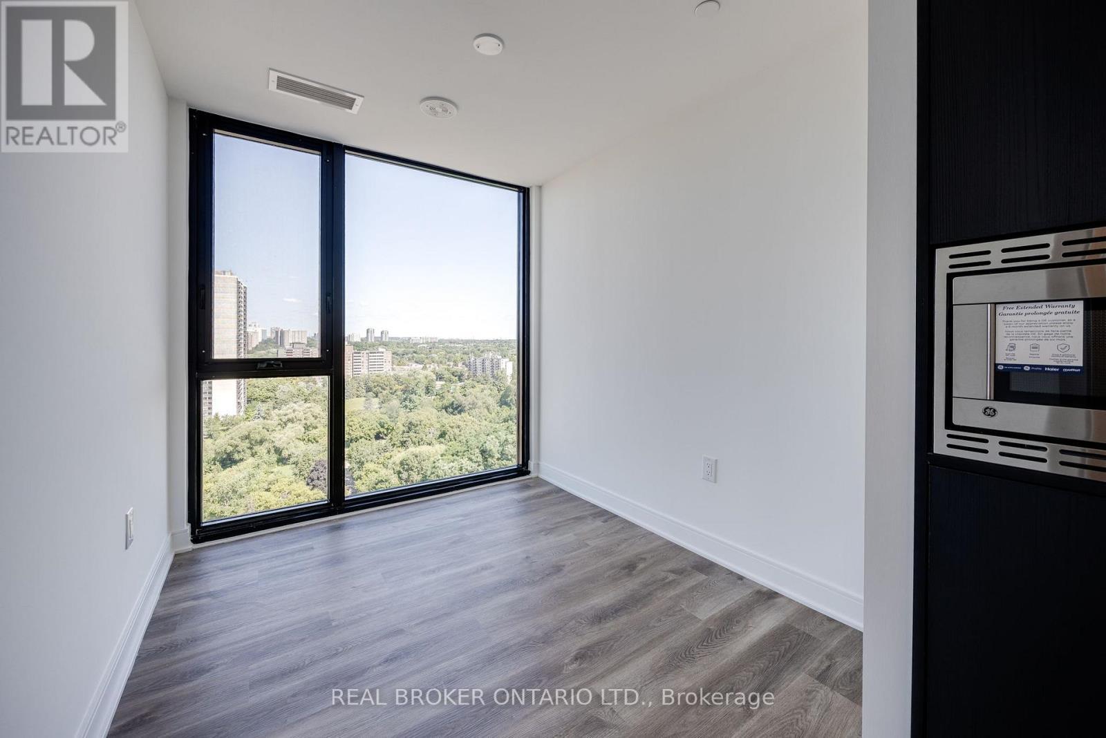 1602 - 86 Dundas Street E, Mississauga, ON - Indoor Photo Showing Other Room