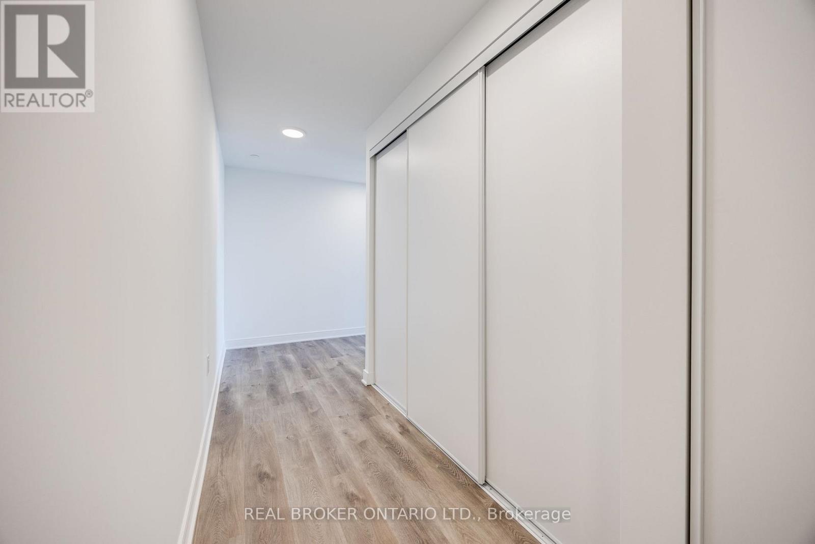 1602 - 86 Dundas Street E, Mississauga, ON - Indoor Photo Showing Other Room