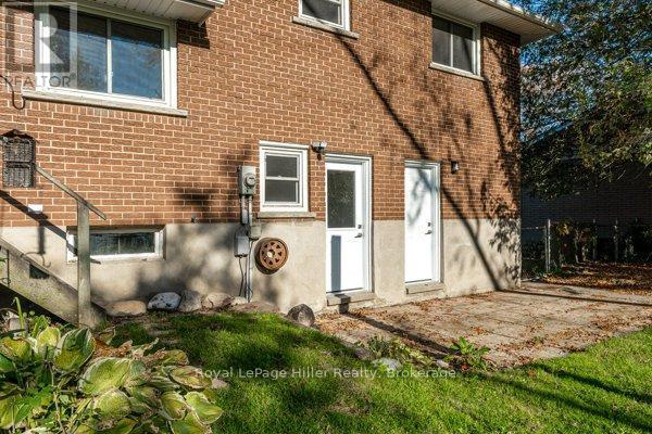 335 Britannia Street, Stratford, ON - Outdoor With Exterior