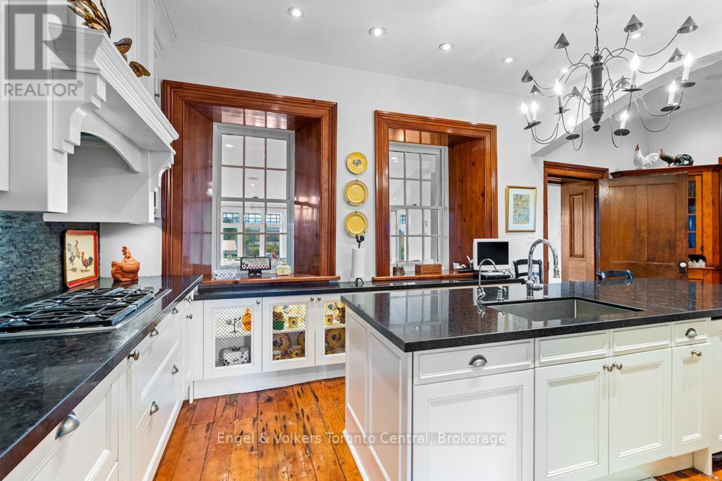 727070 Side Rd 22C Side Road W, Grey Highlands, ON - Indoor Photo Showing Kitchen