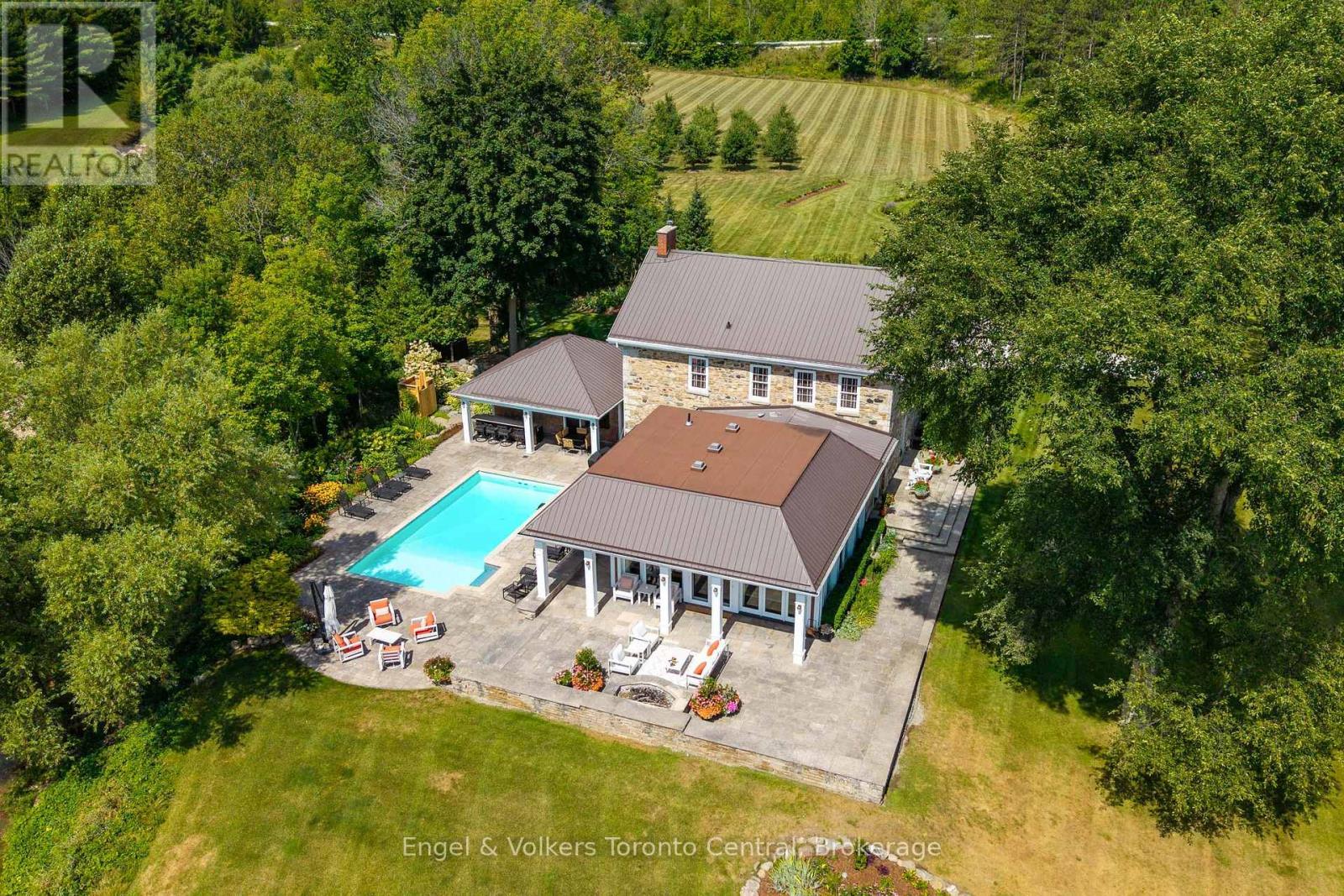 727070 Side Rd 22C Side Road W, Grey Highlands, ON - Outdoor With In Ground Pool With Deck Patio Veranda