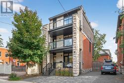 16 FIRST AVENUE  Ottawa, ON K1S 2G2