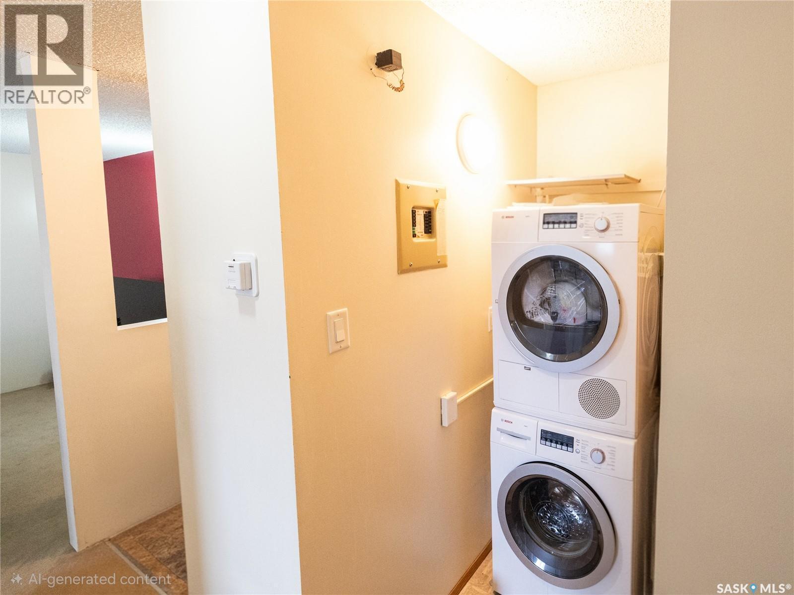 303 51 Rodenbush Drive, Regina, SK - Indoor Photo Showing Laundry Room