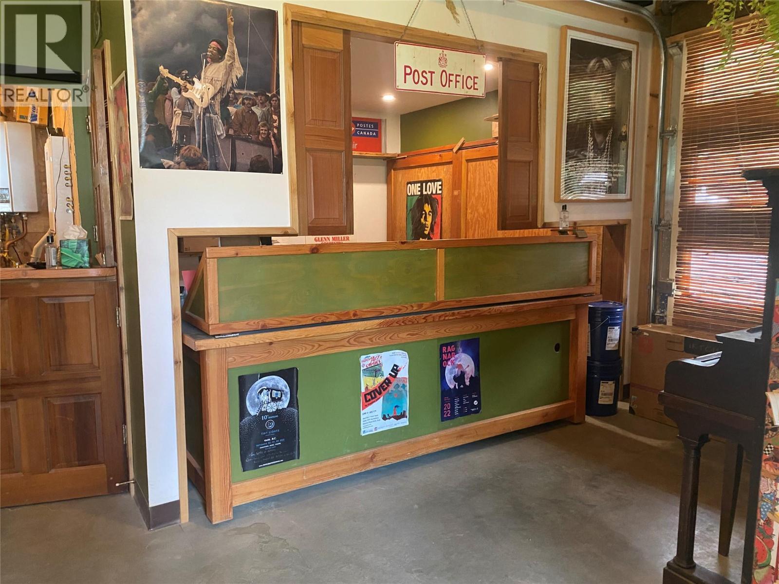 7114 1St Avenue, Ymir, BC