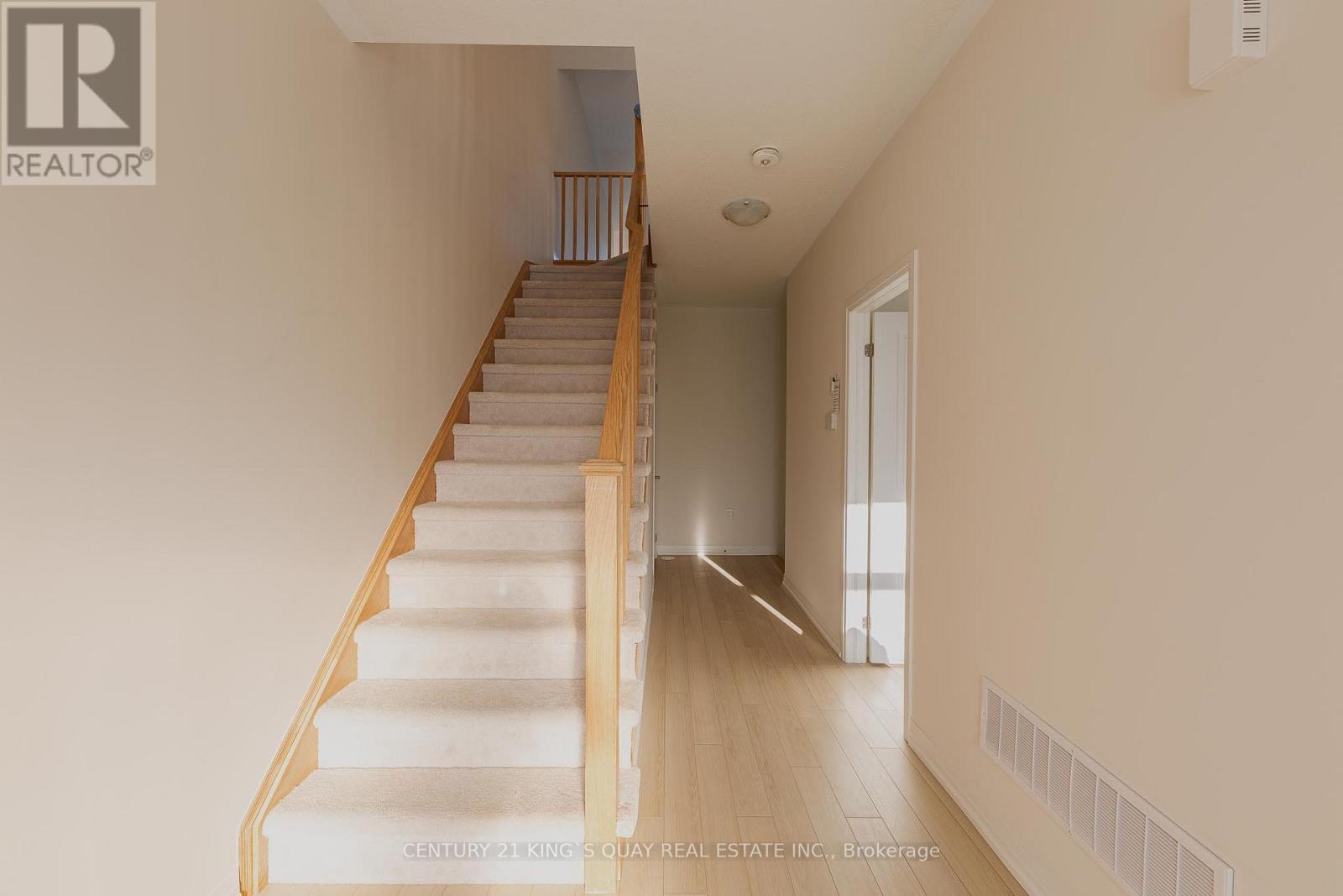 35 Floyd Ford Way, Markham, ON - Indoor Photo Showing Other Room