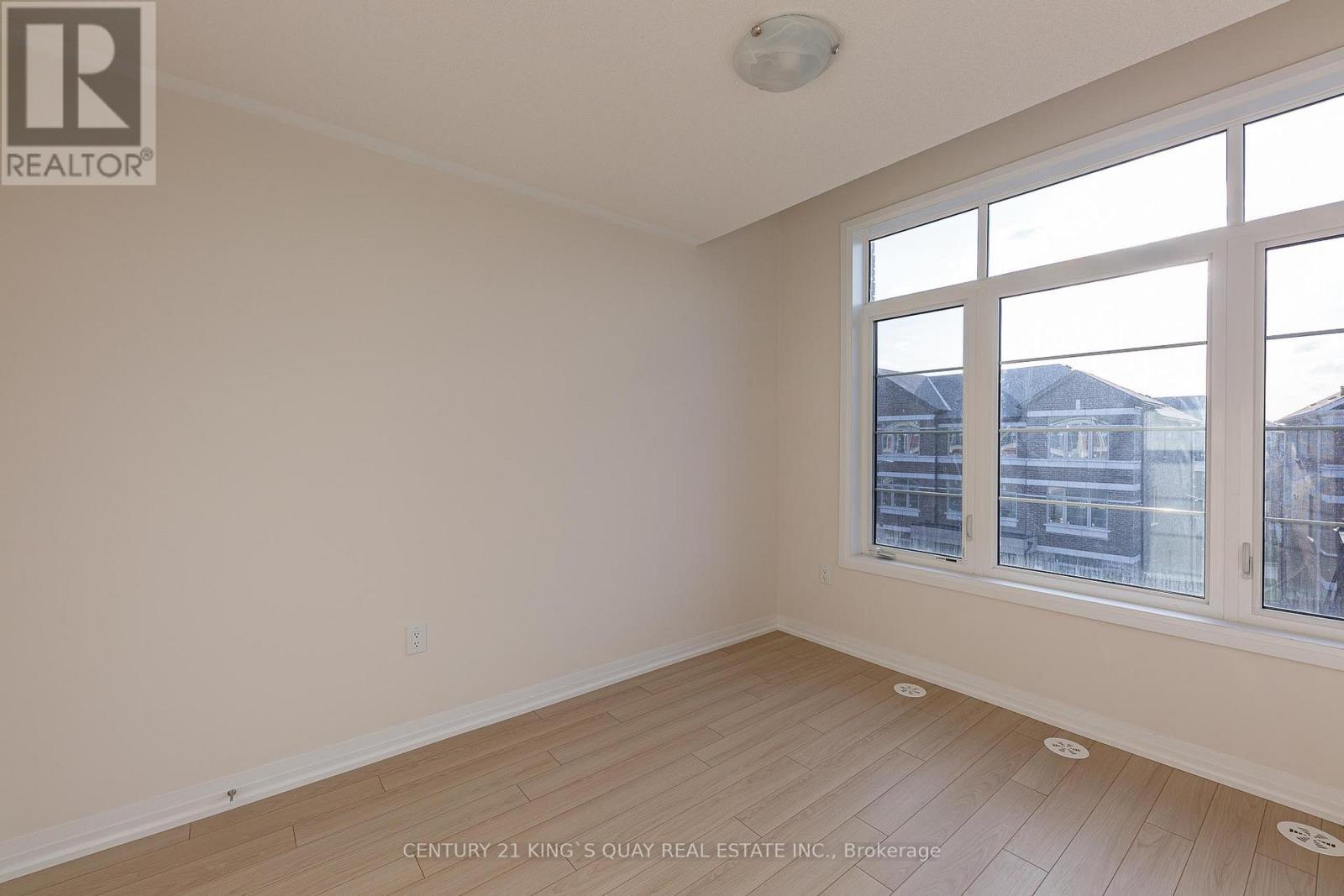 35 Floyd Ford Way, Markham, ON - Indoor Photo Showing Other Room