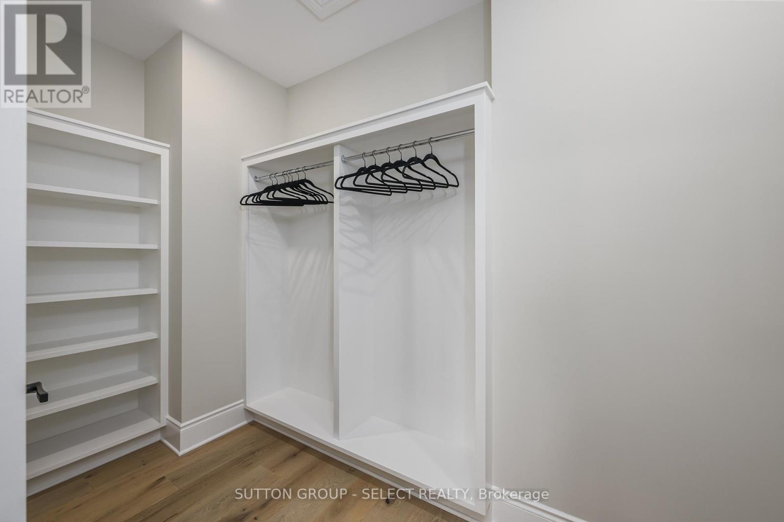 597 Creekview Chase, London North (North R), ON - Indoor With Storage