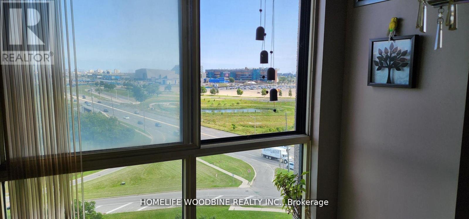 1002 - 600 Rexdale Boulevard, Toronto, ON - Indoor Photo Showing Other Room