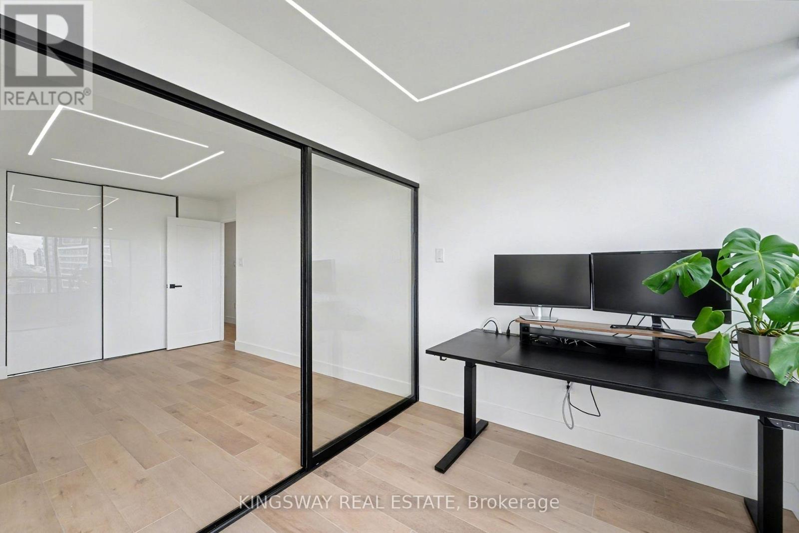 712 - 7420 Bathurst Street, Vaughan, ON - Indoor Photo Showing Other Room