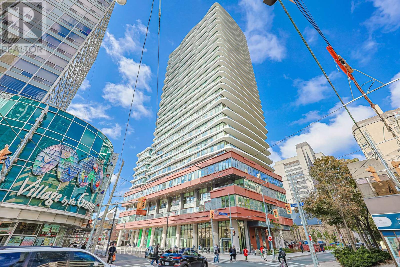 604 - 280 Dundas Street W, Toronto, ON - Outdoor