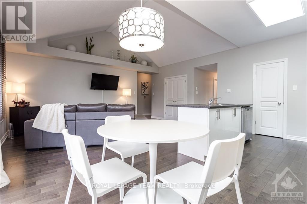 G - 1065 Beryl Private, Ottawa, ON - Indoor Photo Showing Dining Room